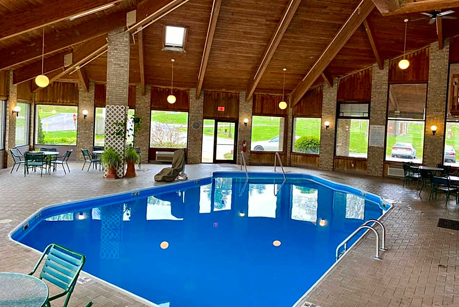 Baymont by Wyndham Logan