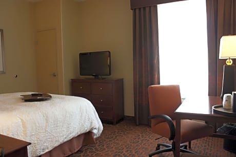 Double Room with Two Double Beds and Roll-In Shower - Mobility and Hearing Access/Non-Smoking