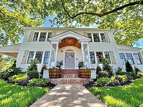 Buttonwood Boutique Hotel