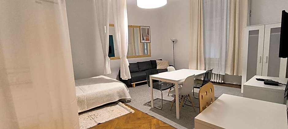Roller Aparthotel