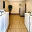 Econo Lodge Inn & Suites El Paso