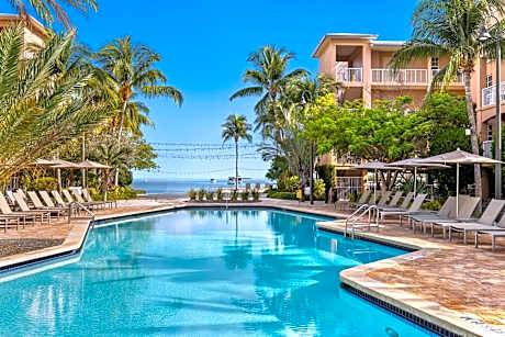 Beachside Resort & Residences