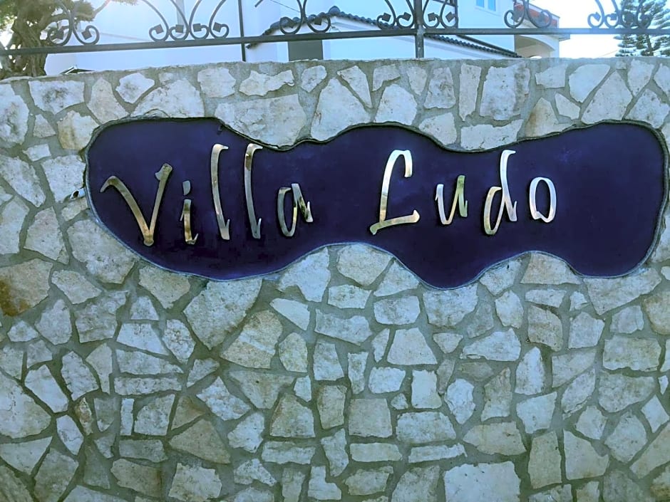 VILLA LUDO a ZAMBRONE TROPEA