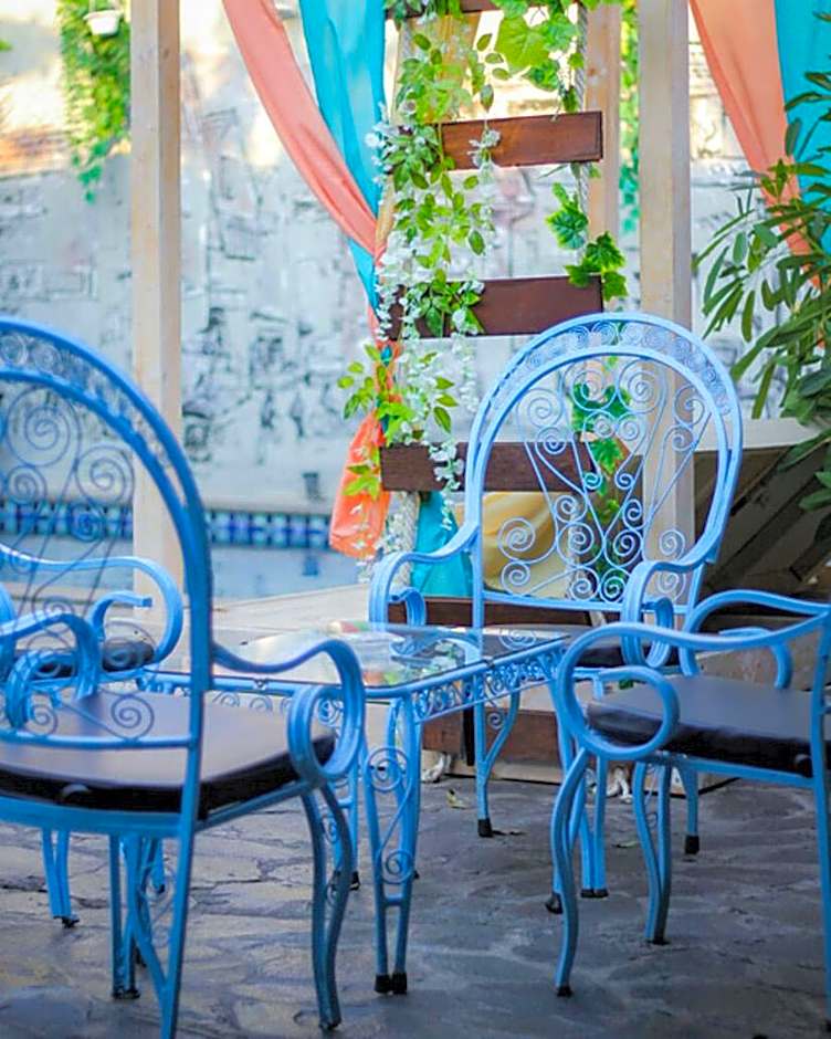 Omah Njonja Bed & Brasserie