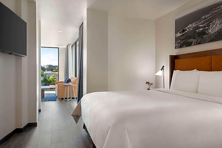 La Quinta Inn & Suites by Wyndham San Luis Obispo Downtown