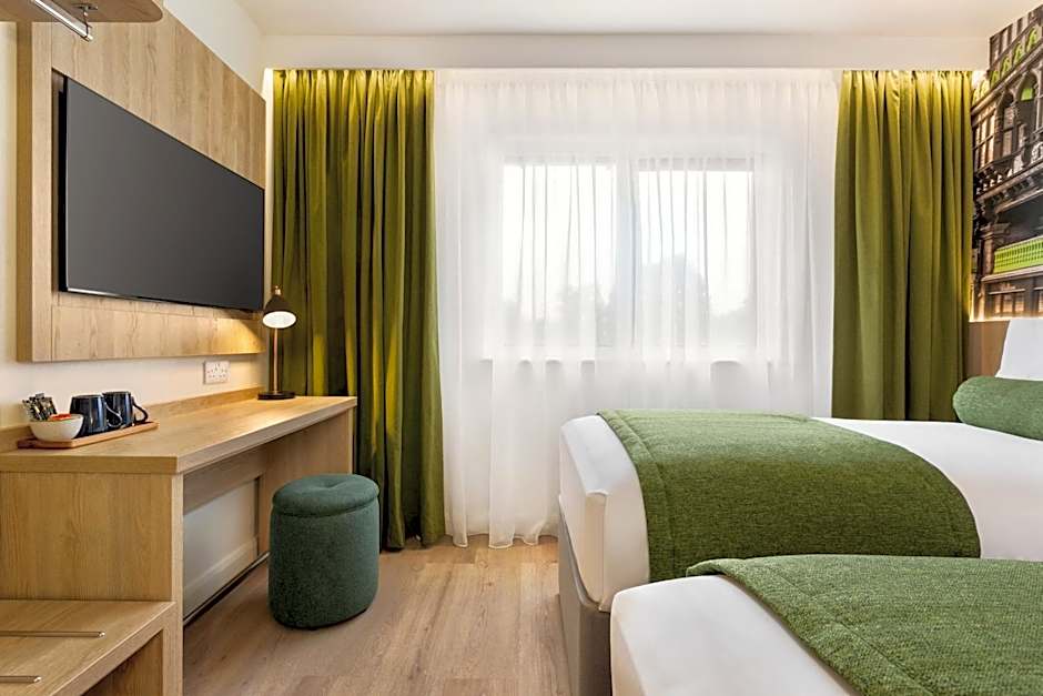 Super 8 by Wyndham Durham