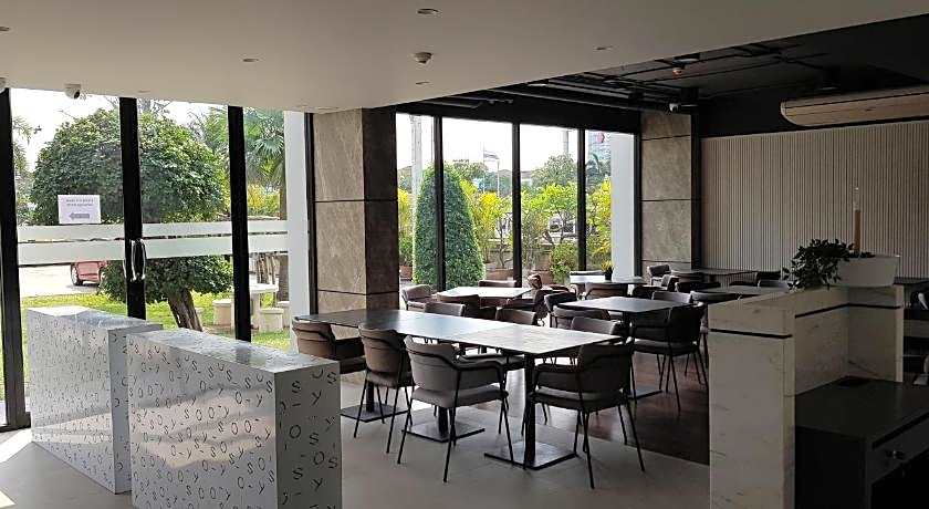 KOS Hotel Suvarnabhumi Airport