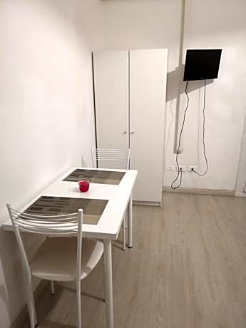 Deluxe Room (2 Adults + 1 Child)