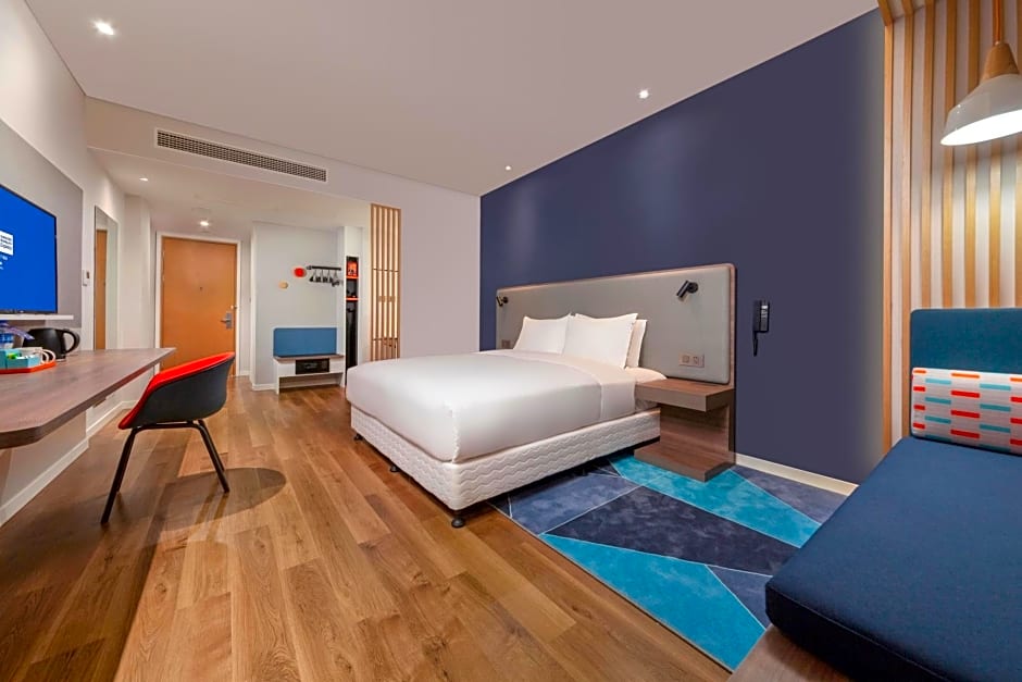 Holiday Inn Express Pinghu, an IHG Hotel