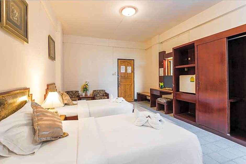 Photo 1 of 7 of Standard 1 Double Bed or 2 Beds