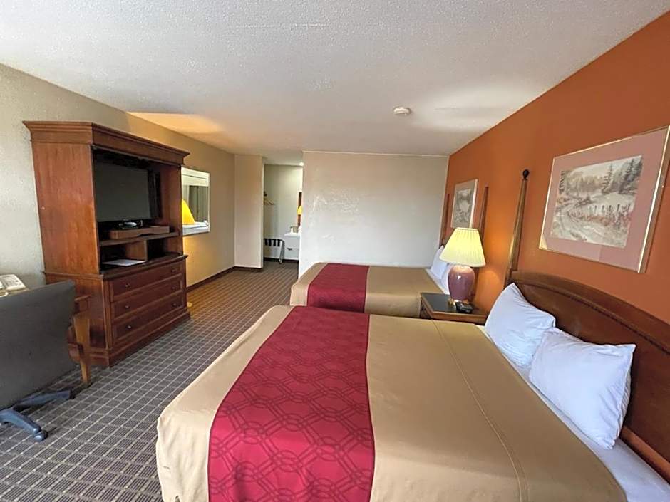 Knights Inn & Suites Emporia