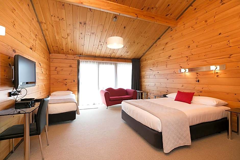 Lockwood Manor Motel