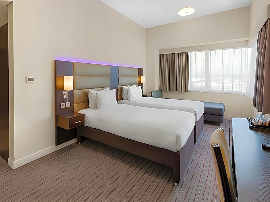 Premier Inn Dubai Ibn Battuta Mall
