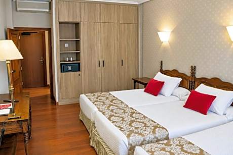 Double Room with Extra Bed