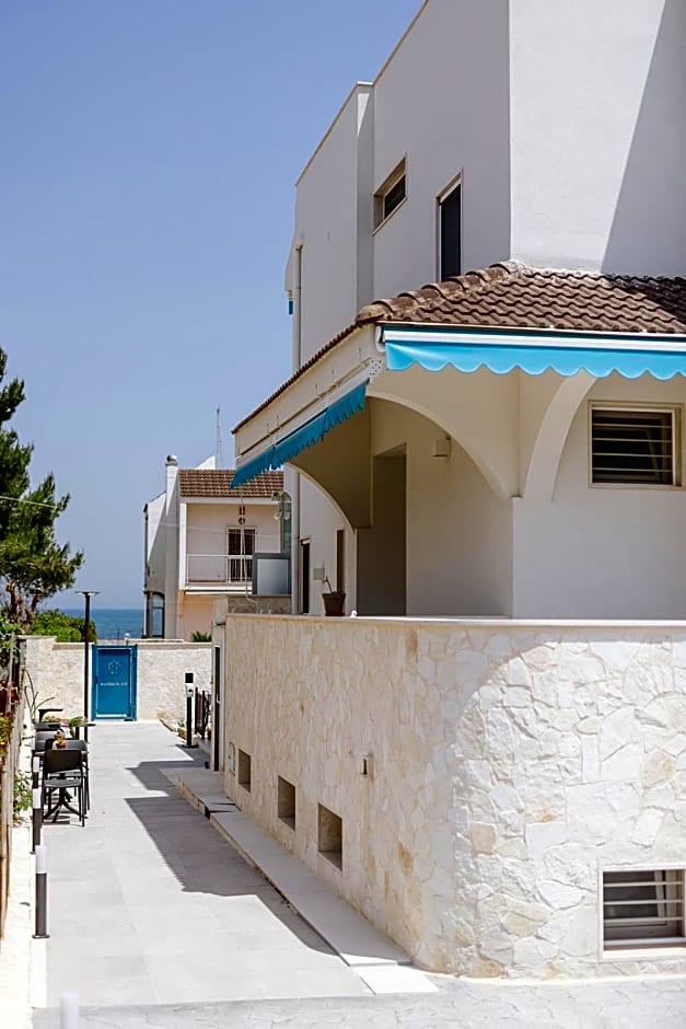 APULIA BLUE APARTEMENTS & B&B