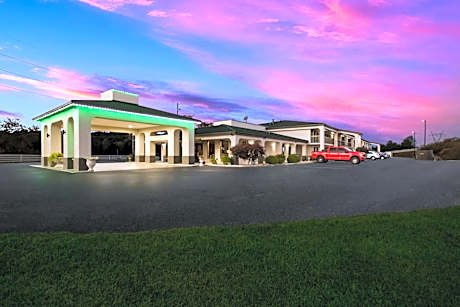 Quality Inn Dandridge