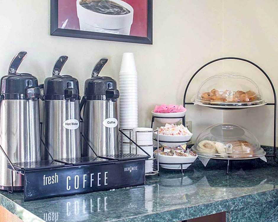 Econo Lodge Elkhart North