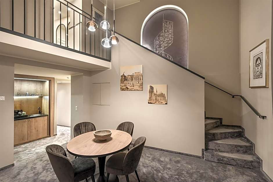 Wasserturm Hotel Cologne, Curio Collection by Hilton