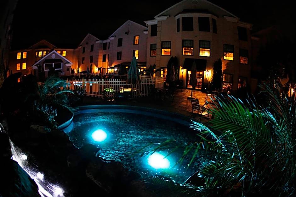 The Inn At Fox Hollow Hotel