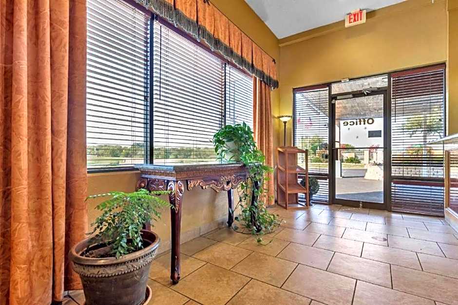 Best Western Taylor Inn