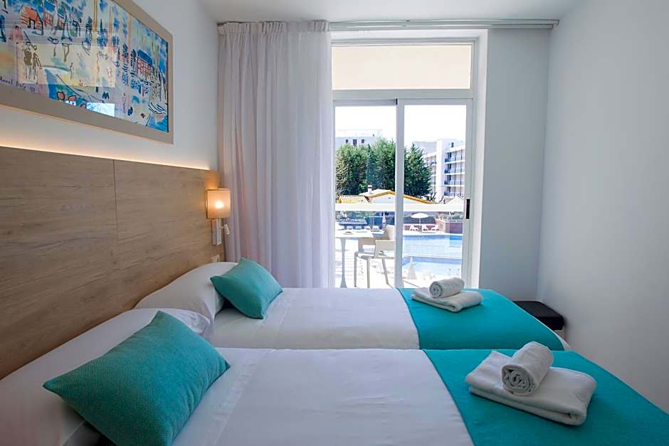 Aparthotel Cye Holiday Centre
