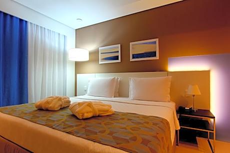 Premium Double - 1 King Bed