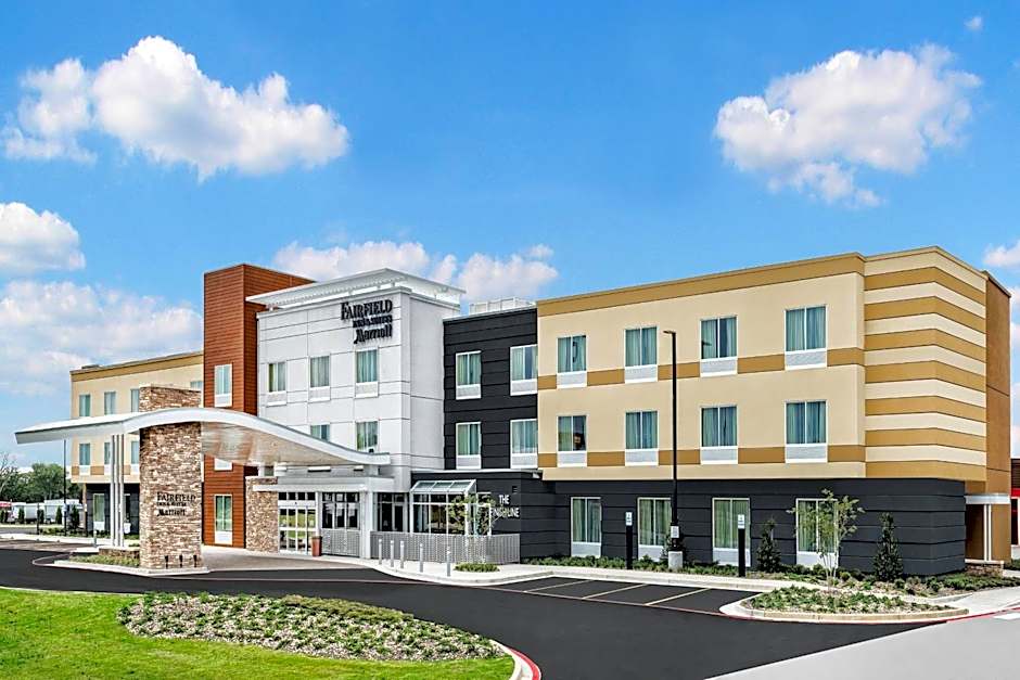 Fairfield Inn & Suites by Marriott Van