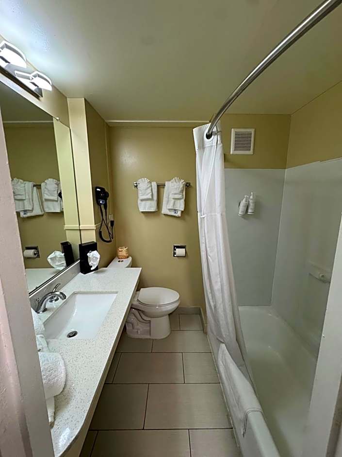 Travelodge by Wyndham Klamath Falls