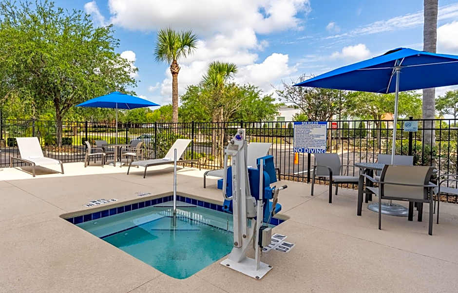 Holiday Inn Express Hotel & Suites Orange City By IHG