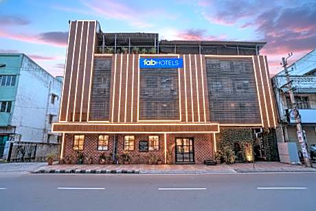 FabHotel Springs Lodging - Meera Road