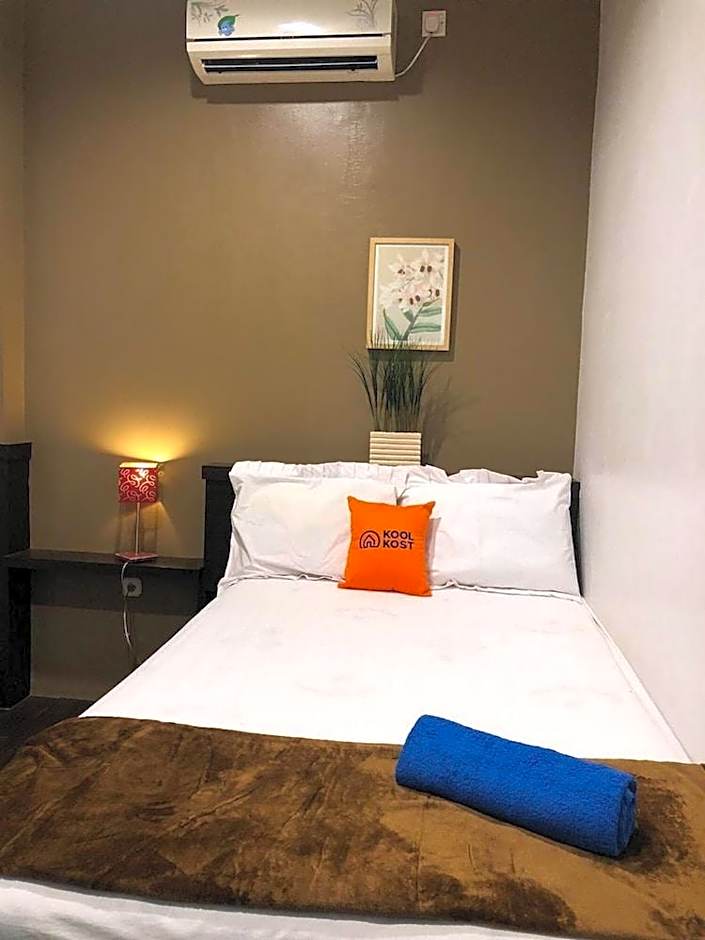 KoolKost Syariah near Tunjungan Plaza 2