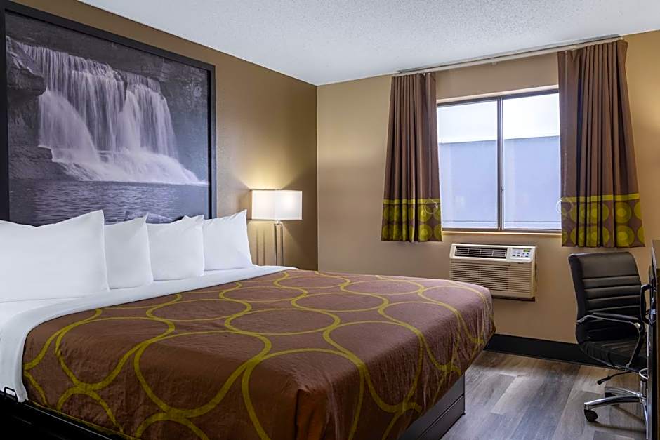 Super 8 by Wyndham Merrillville/Gary Area