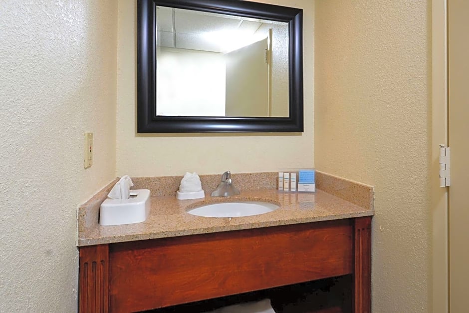 Hampton Inn Raleigh/Town of Wake Forest