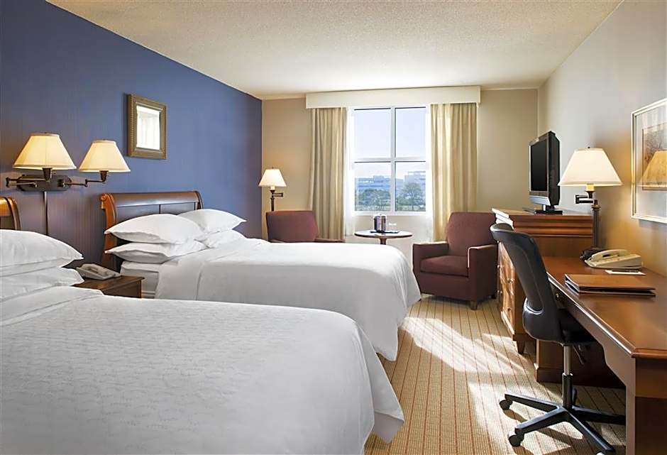 Wyndham Providence Airport
