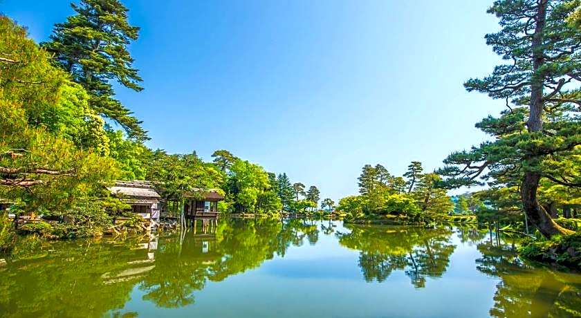 Toyoko Inn Kanazawa-Eki Higashi-Guchi