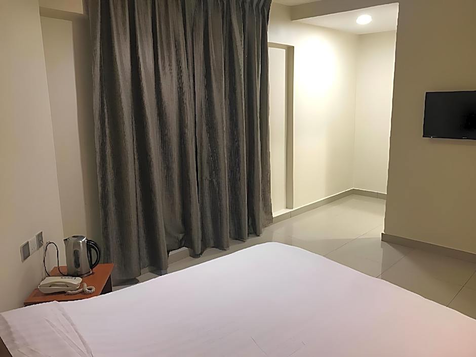 Aeton Hotel