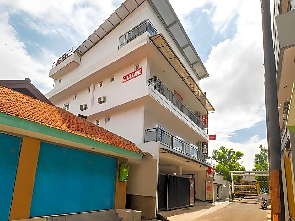 RedDoorz near Exit Toll Moh Toha