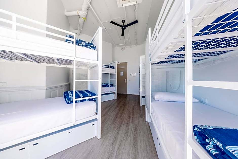 Maze Backpackers - Gold Coast
