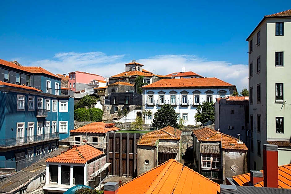 Se Catedral Hotel Porto, Tapestry Collection by Hilton