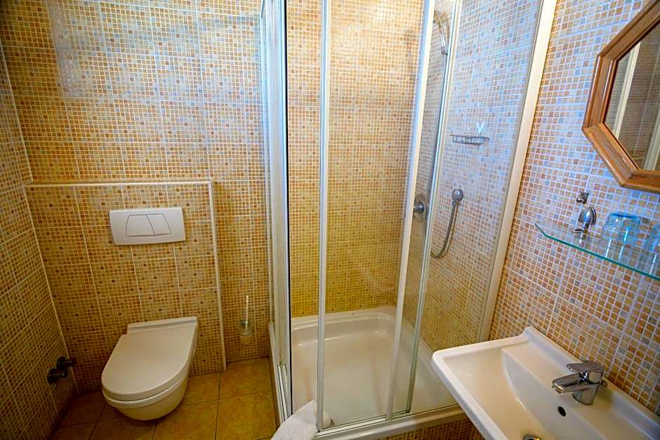 Tekergő Motel és Étterem