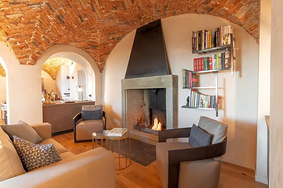 Relais San Vigilio al Castello