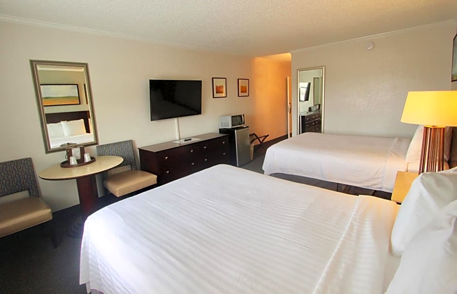At Home Inn - Pensacola
