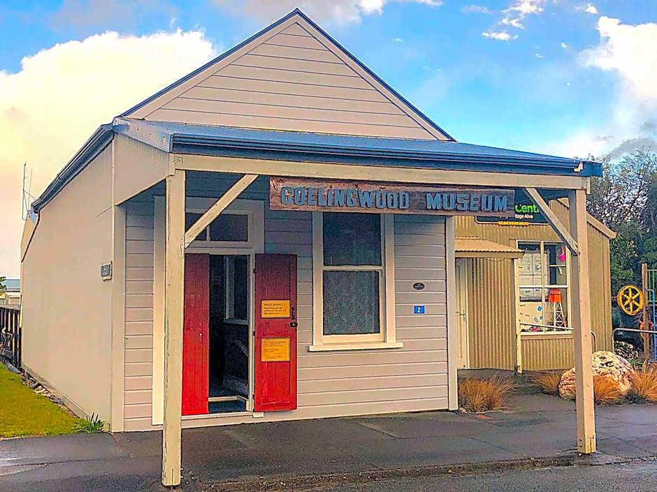 The Station House Motel