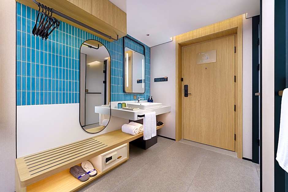 Holiday Inn Express Dalian City Center