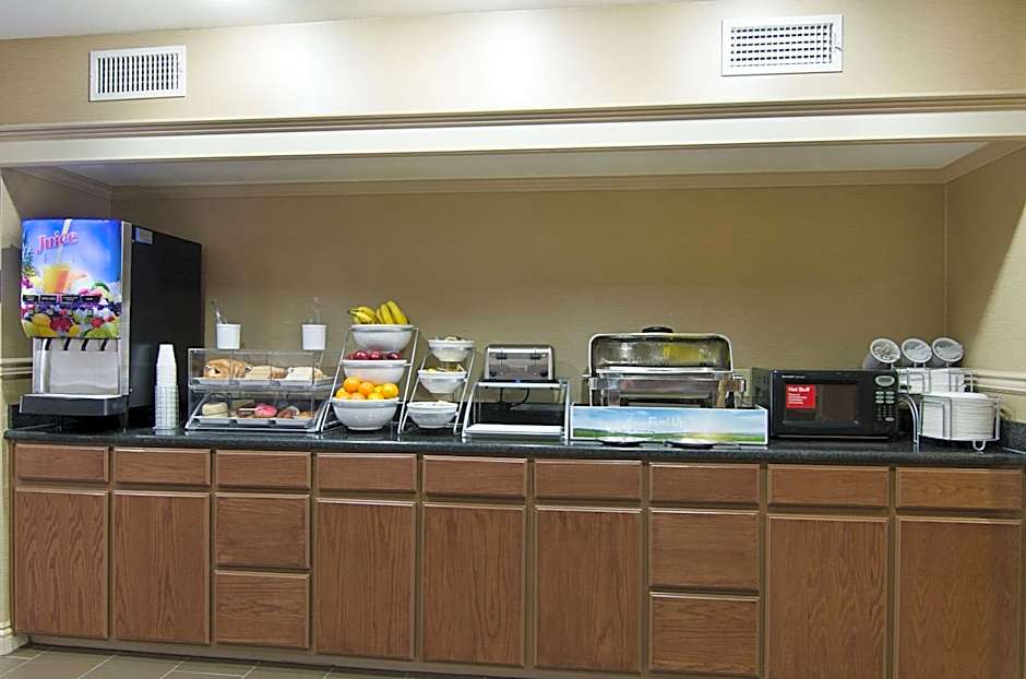 Quality Suites Springdale West I-49