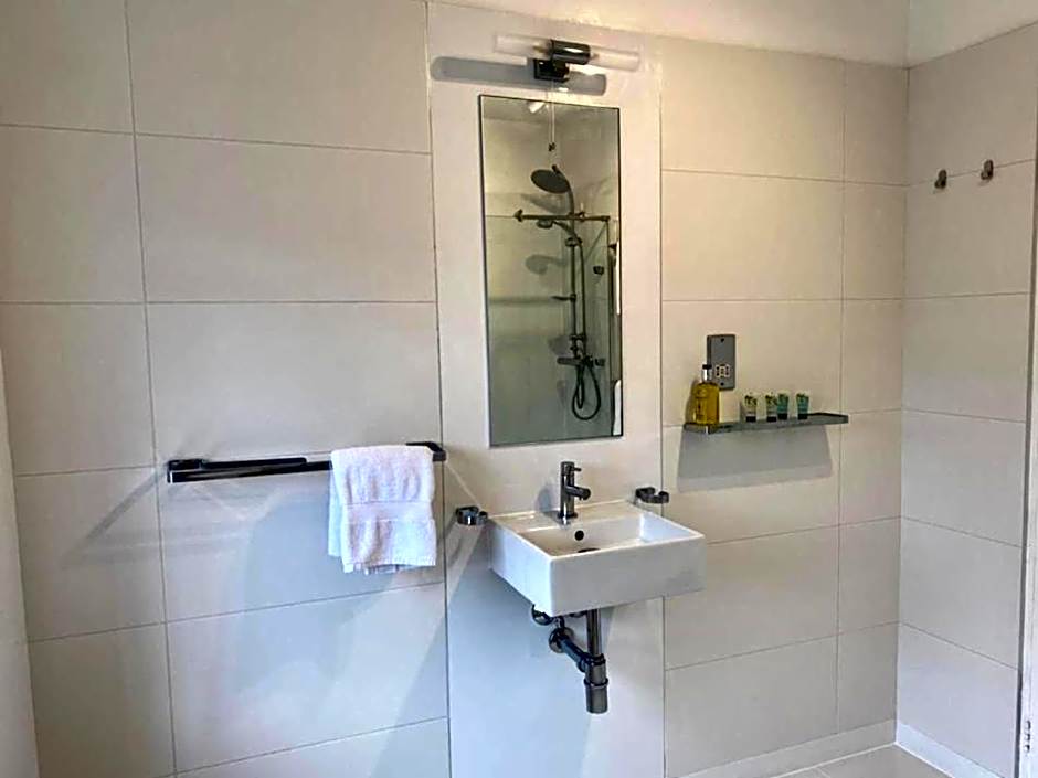 Sun Street Aparthotel