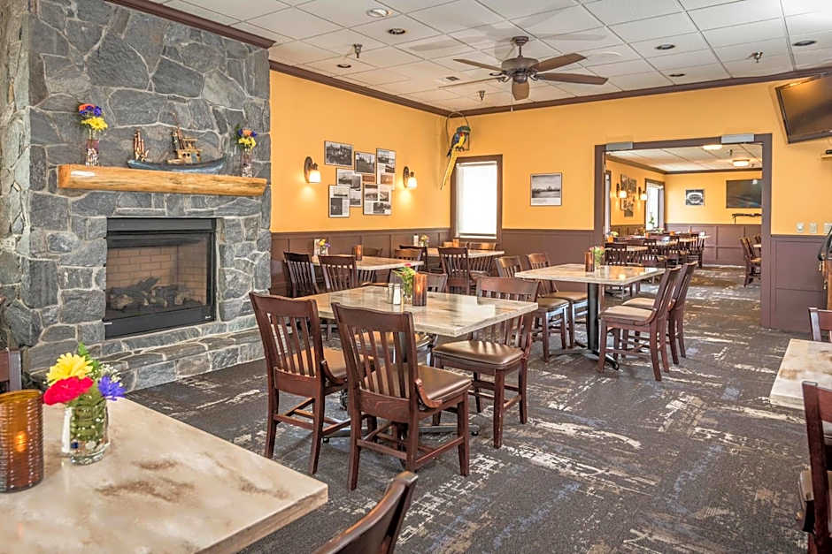 The Landing Hotel