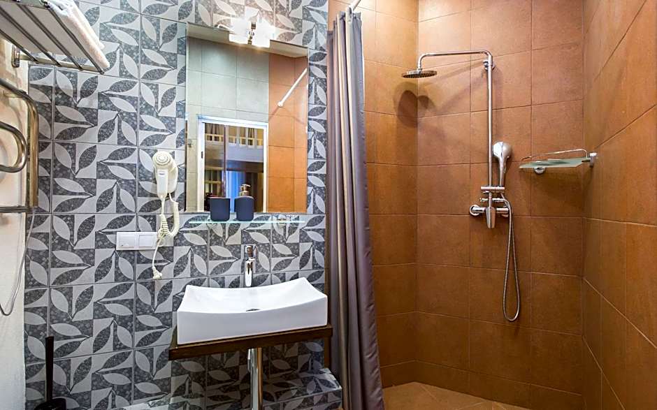 Oversize Piter Hotel