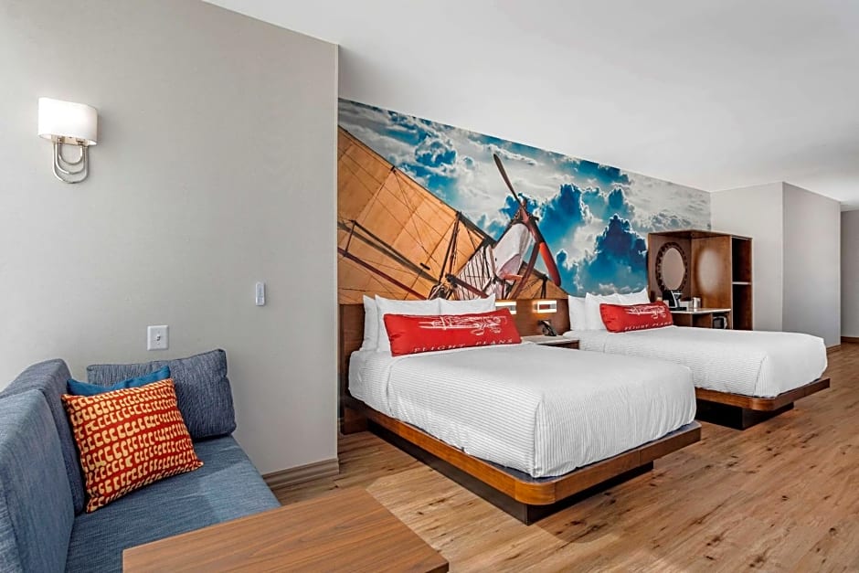 Cambria Hotel Nashville Airport
