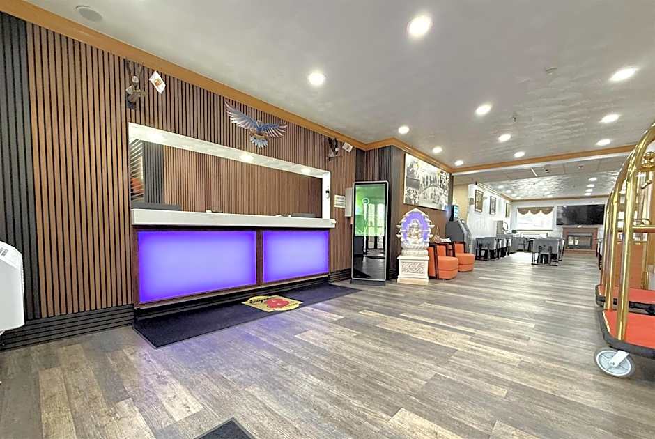 Super 8 by Wyndham Uniontown PA
